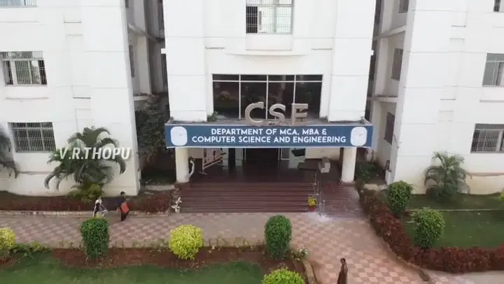 SAHE University Academic Building photo 3